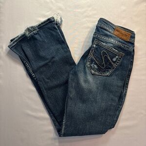 Silver Jeans Women's Boot Cut Faded Blue Denim with Frayed Hem